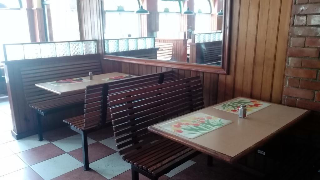 Village Hotel 奥乔里奥斯 外观 照片