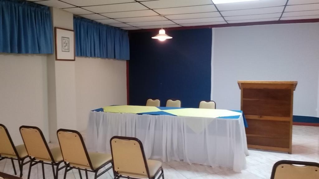 Village Hotel 奥乔里奥斯 外观 照片