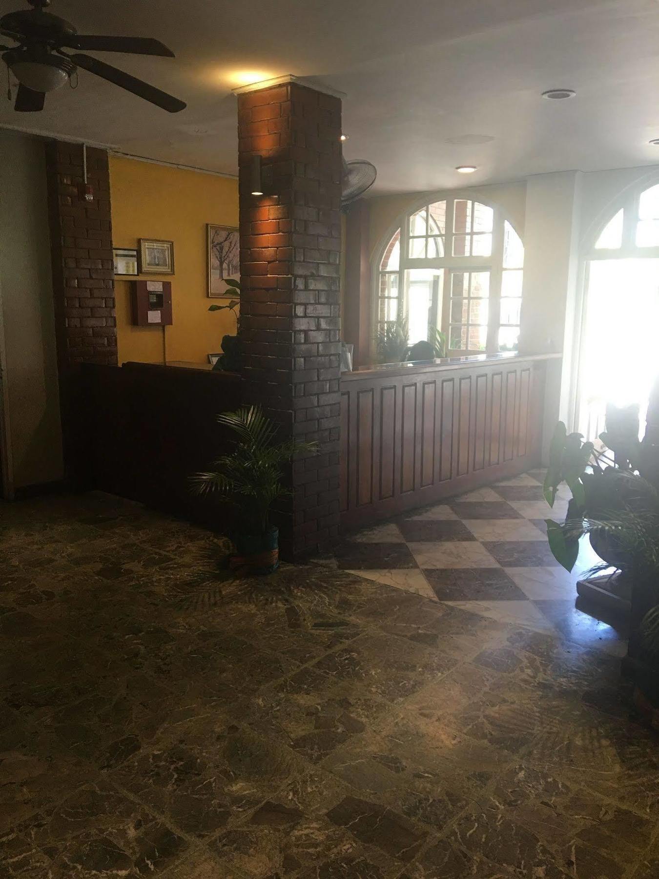 Village Hotel 奥乔里奥斯 外观 照片